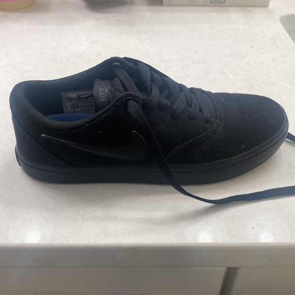 Nike SB all black size 6 - Picture 3 of 6